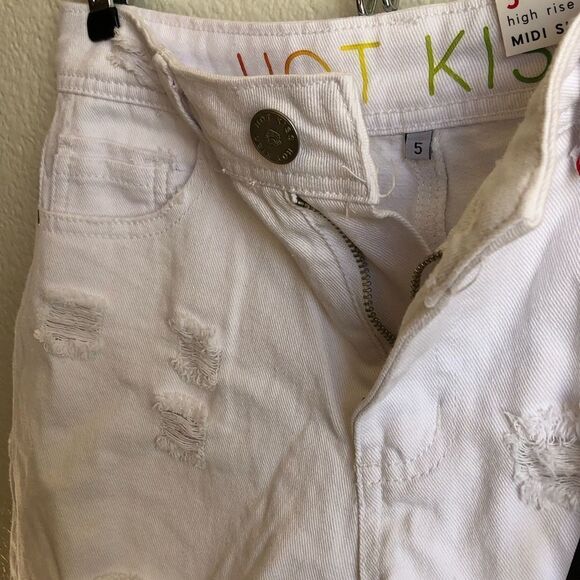 Hot Kiss Women’s High Rise Midi Short In White Size 5 NWT See Pics - Picture 9 of 9